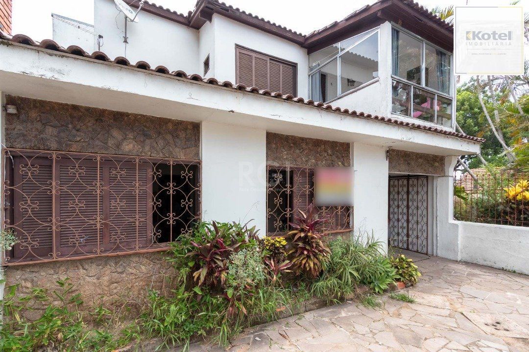Casa para Venda - 149.99m², 6 dormitórios, sendo 2 suites, Nonoai — foto 2