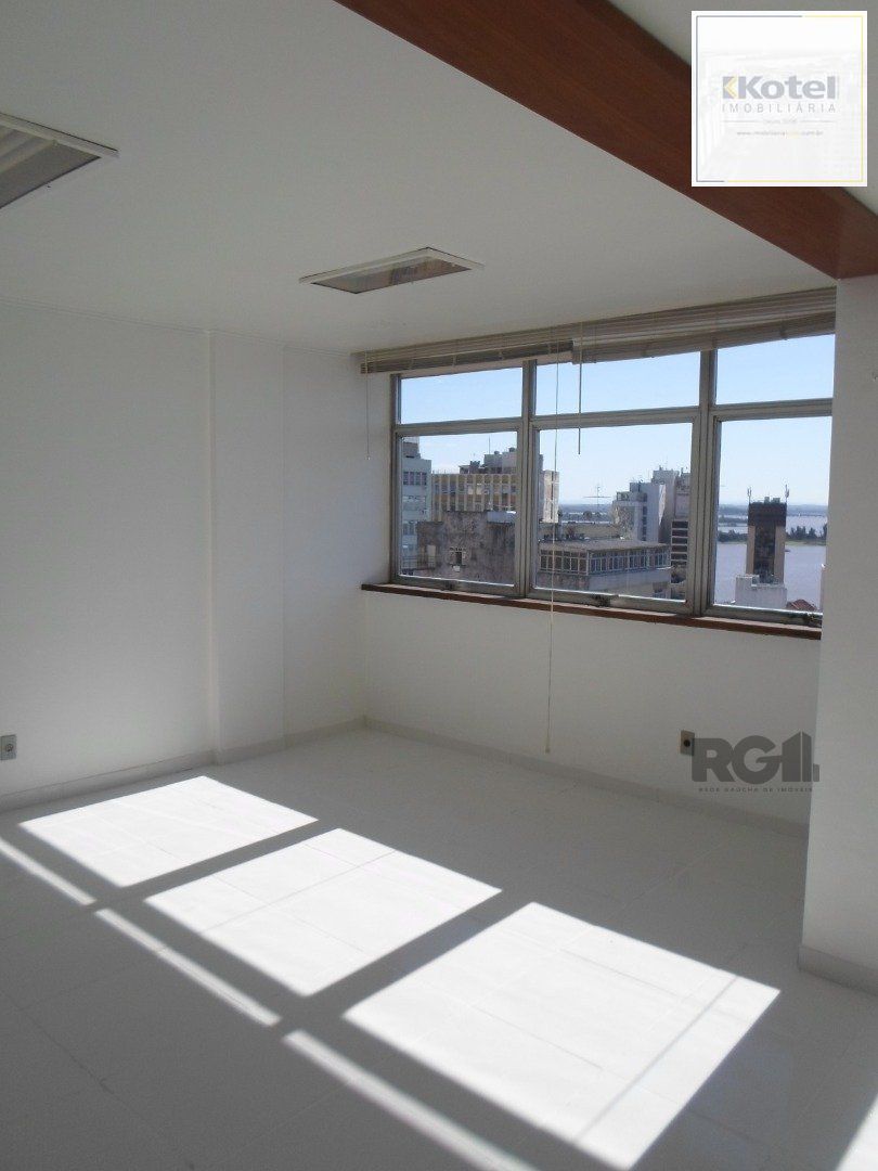 Sala Comercial à venda, 49m², Centro Histórico - Porto Alegre