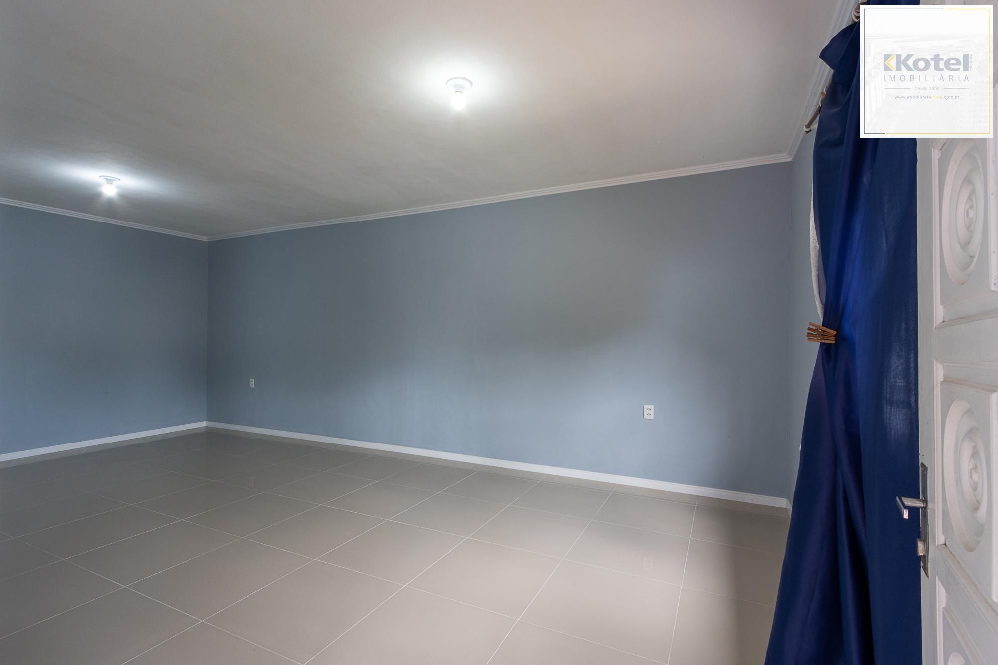 Terreno com 2 casas, 4 quartos, 1 suite - Bairro Cavalhada — foto 3