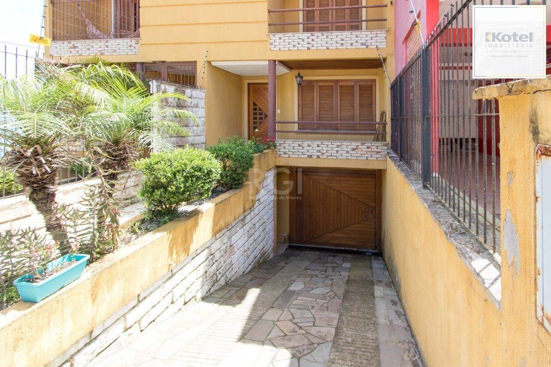 Casa para Venda - 204.75m², 3 dormitórios, sendo 1 suites, 3 vagas - Ipanema — foto 2