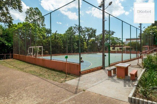 APARTAMENTO REFORMADO DE 02 DORMITÓRIOS PERTO DE SUPERMERCADOS, ONIBUS E FARMACIAS — foto 4