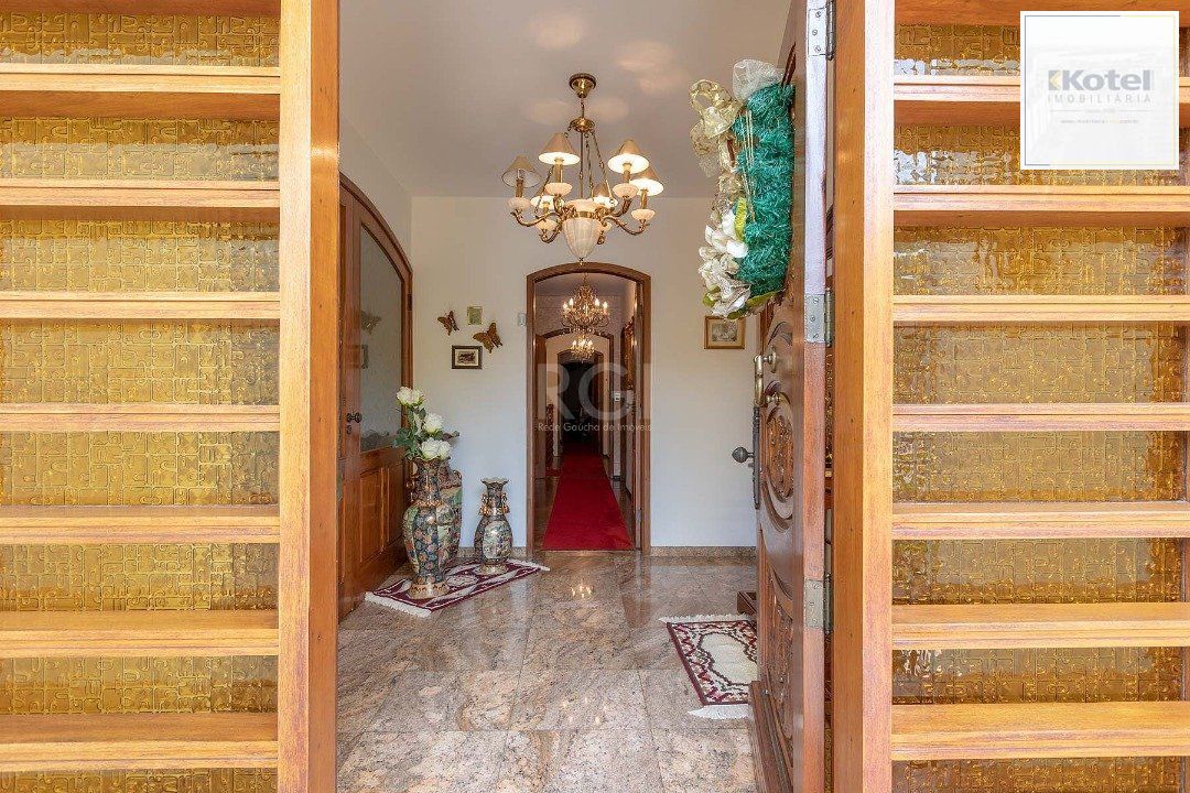 Casa para Venda - 725m², 4 dormitórios, sendo 1 suites, 4 vagas - Vila Assunção — foto 2