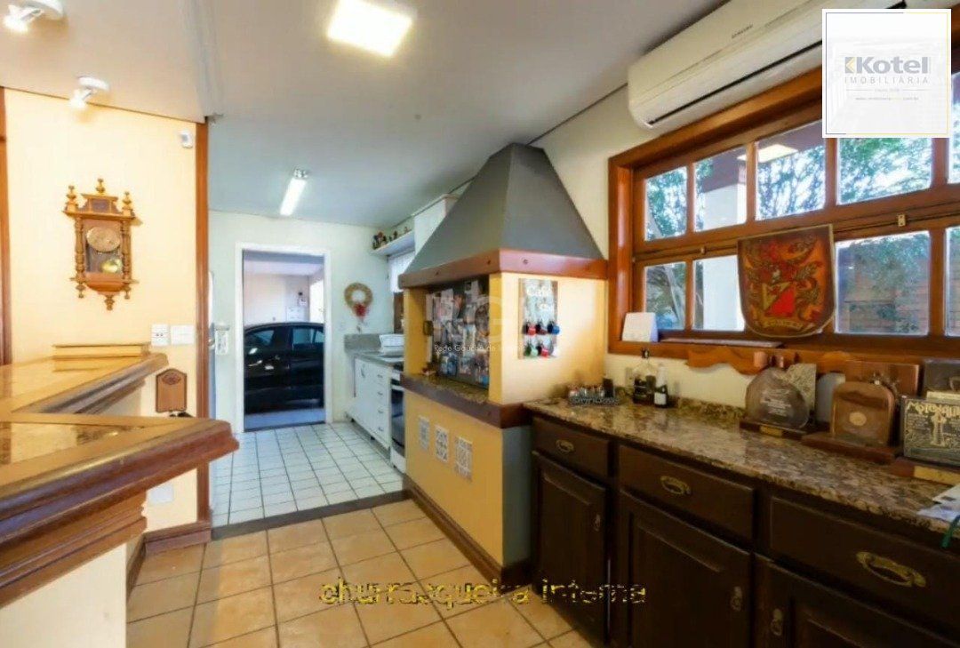 Casa para Venda - 280m², 4 dormitórios, sendo 1 suites, 3 vagas - Jardim Isabel — foto 4