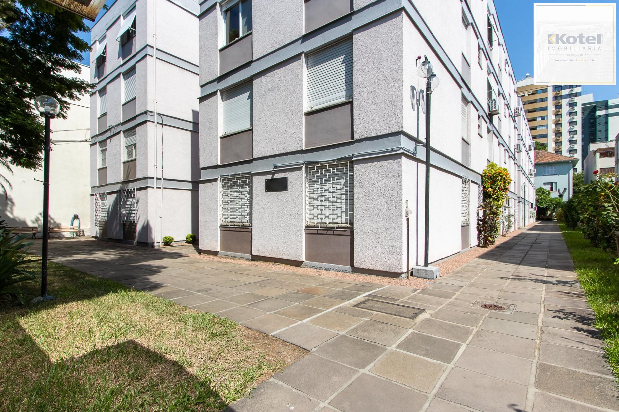 APARTAMENTO 4 QUARTOS, DESOCUPADO - BAIRRO MENINO DEUS