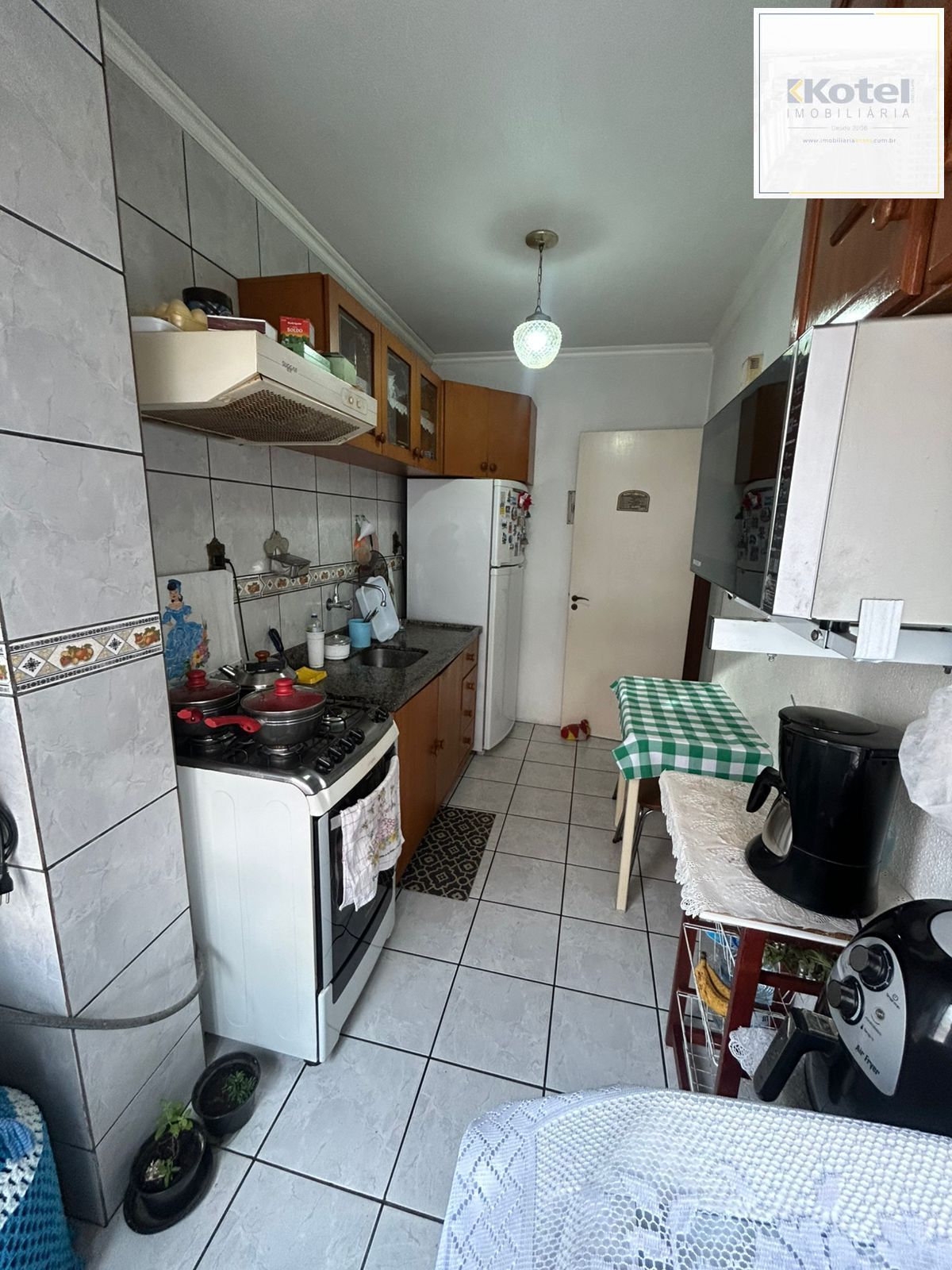 APARTAMENTO REFORMADO, 2 QUARTOS, VAGA ROTATIVA, BAIRRO CAVALHADA — foto 5