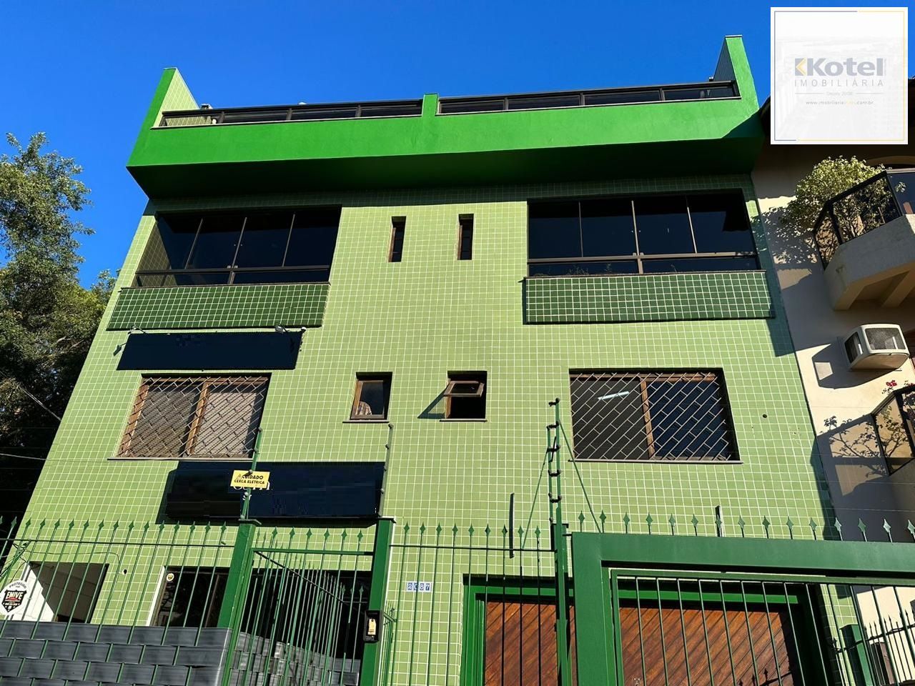 Prédio Misto à venda, Comercial/Residencial, com 637,00 privativos, 5 vagas - Bairro Camaquã