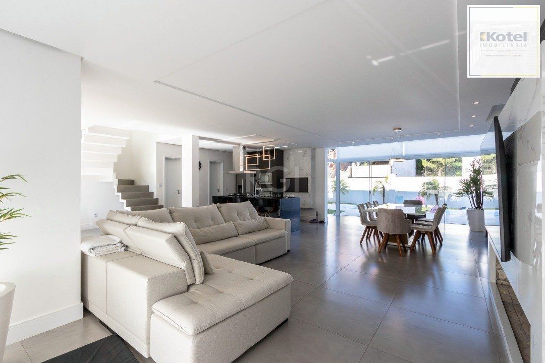 Casa Condominio para Venda - 280m², 3 dormitórios, sendo 3 suites, 4 vagas - Lagos De Nova Ipanema — foto 2