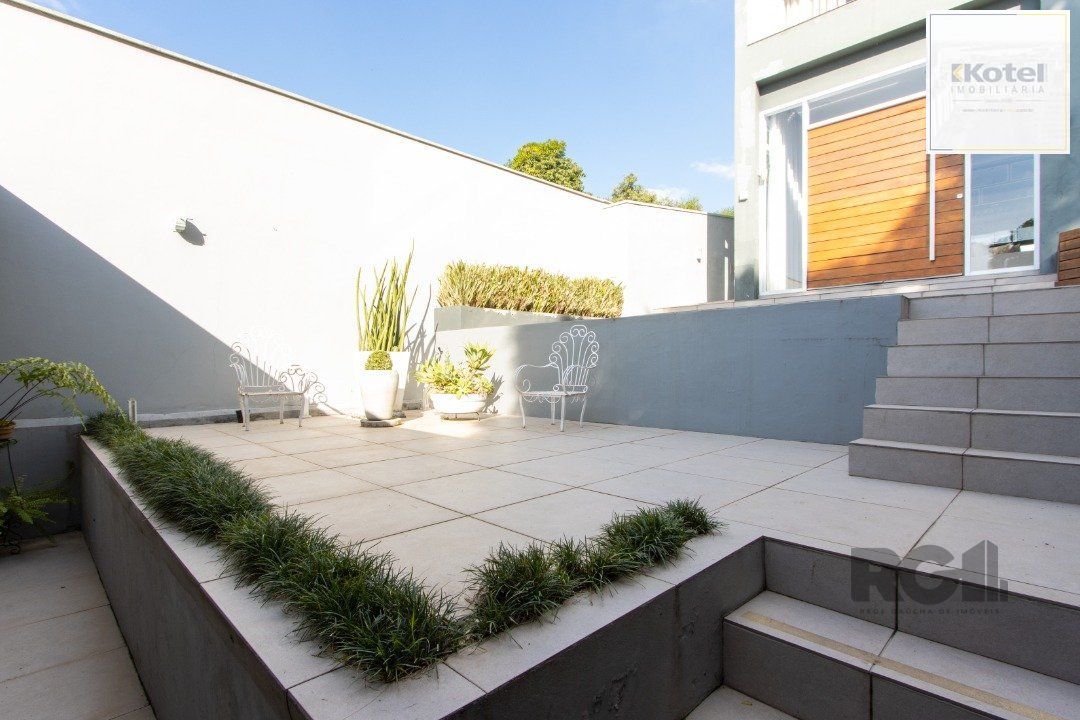 Espetacular 2 Casa Residencial de 5 Quartos e Piscina em Porto Alegre — foto 4
