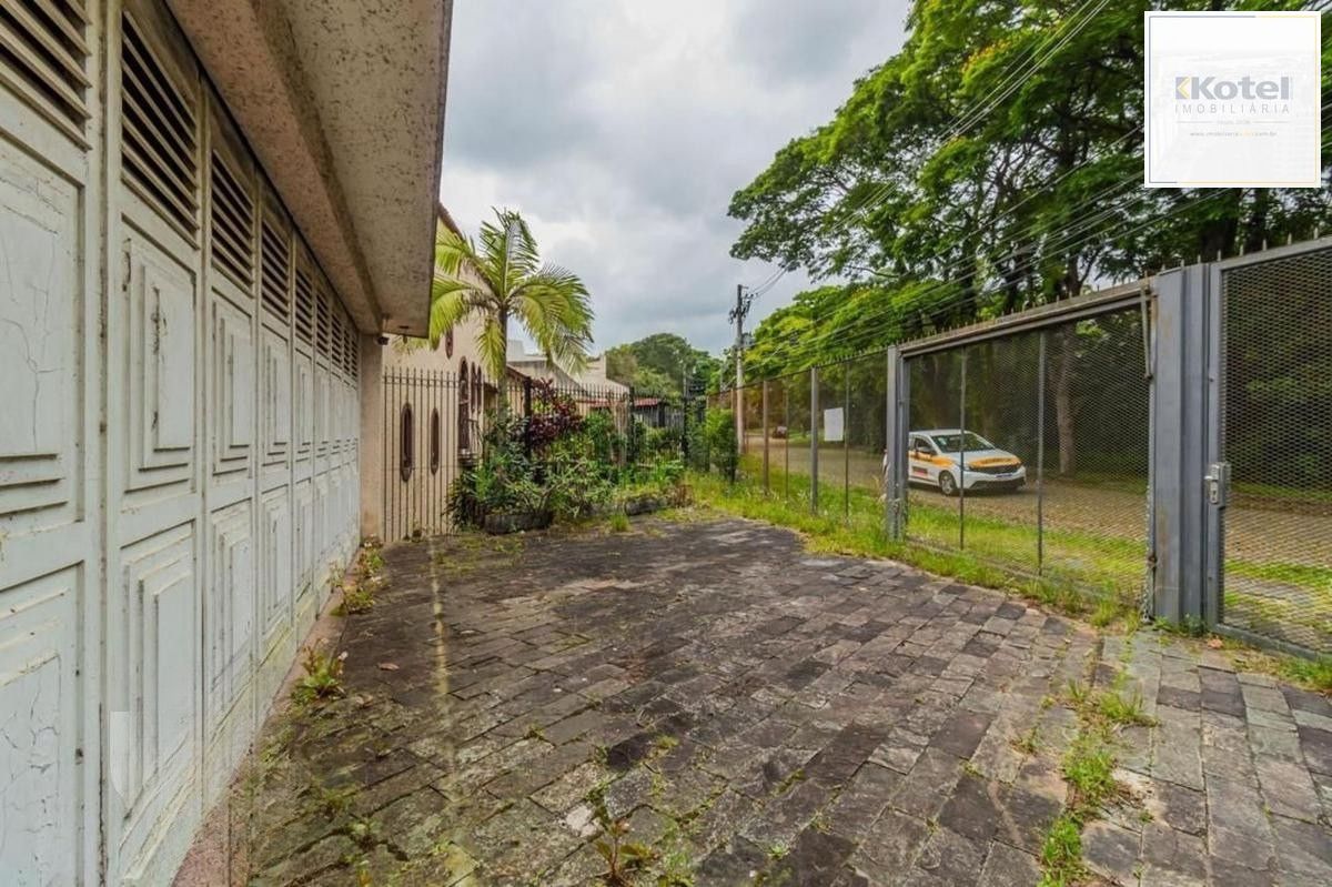 Casa com 5 dormitórios e 3 vagas no bairro Assunção — foto 2