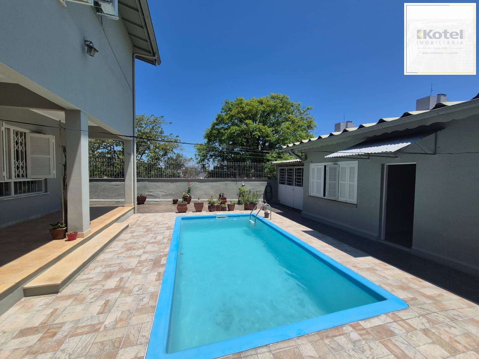 Casa 4 Dormitórios 1 suite 3 banheiros piscina e churasqueira — foto 4