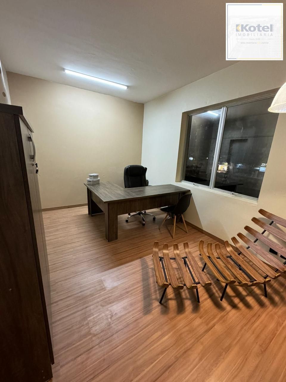 Sala comercial localizada, no coração do bairro Tristeza. — foto 2