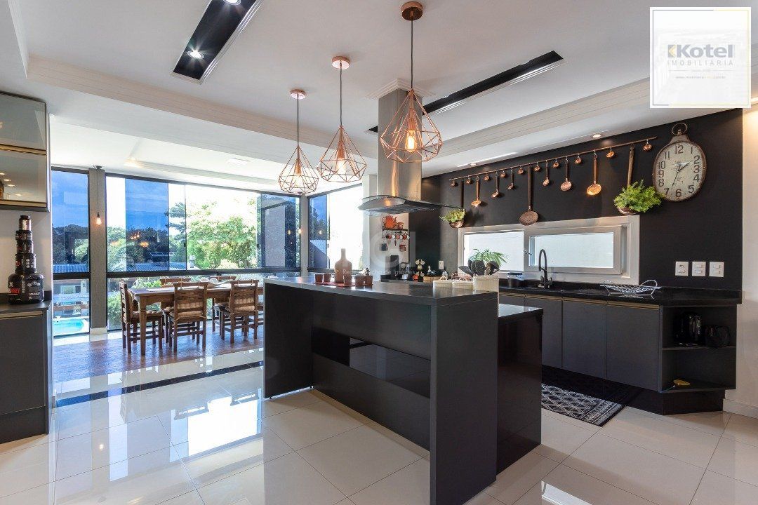 Casa para Venda - 420m², 3 dormitórios, sendo 3 suites, 8 vagas - Ipanema — foto 5