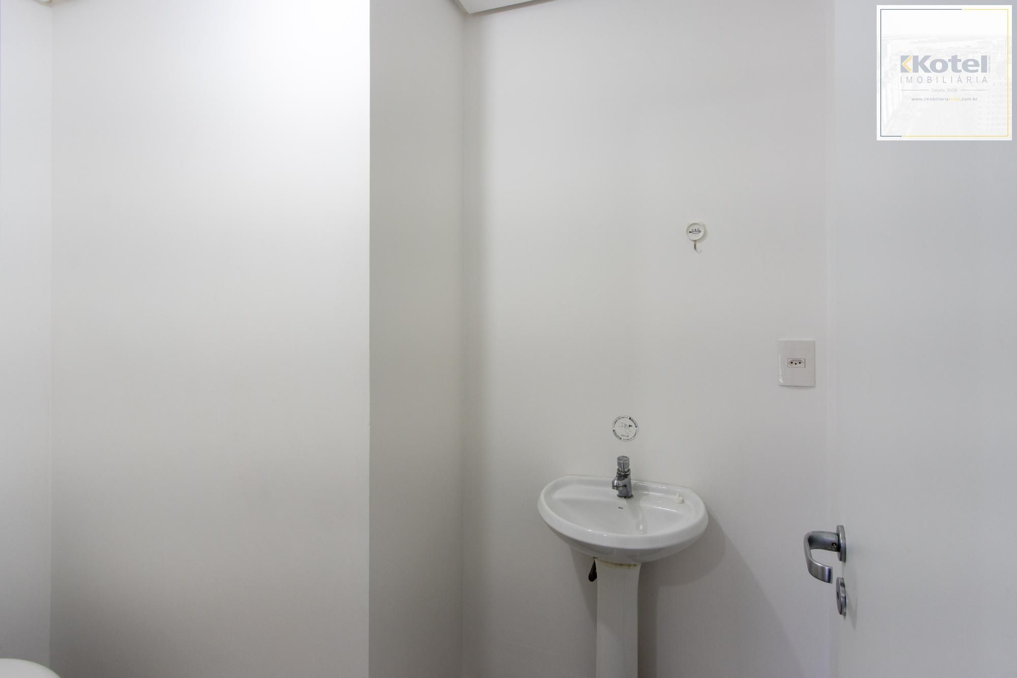 Sala comercial com vaga coberta!