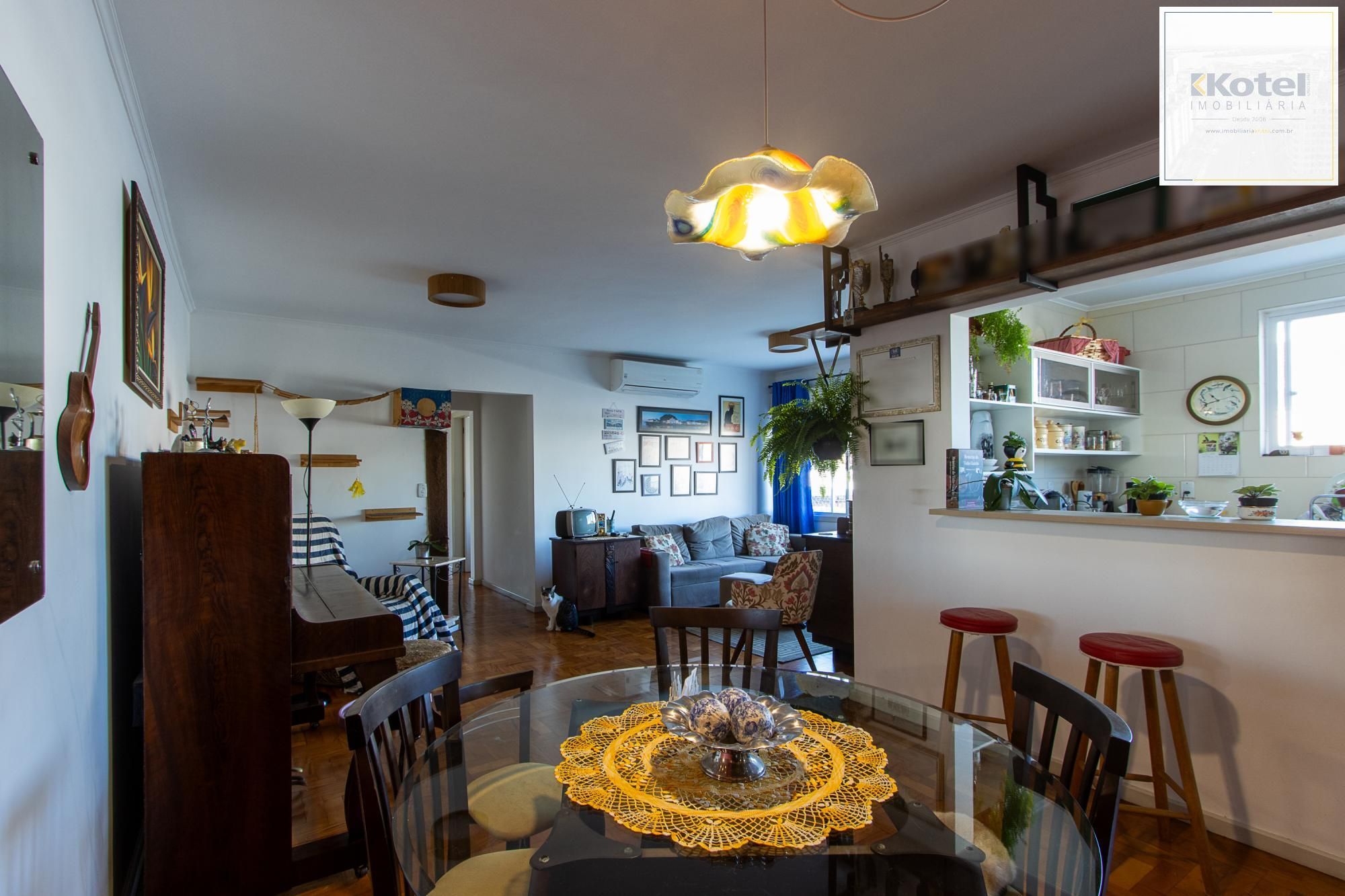APARTAMENTO REFORMADO, 3 DORMITÓRIOS 129M² PRIVATIVOS, 1 VAGA, ELEVADOR - BAIRRO SANTA CECILIA