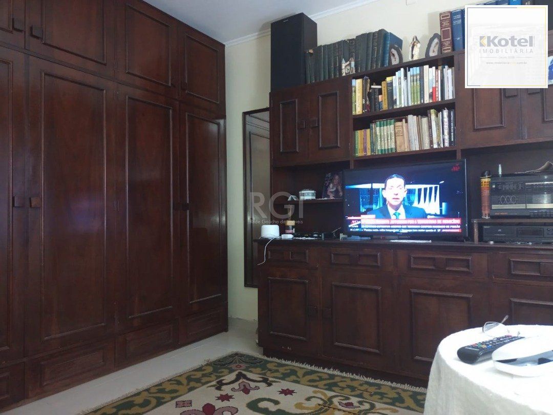 Casa para Venda - 220m², 3 dormitórios, sendo 1 suites, 1 vaga - Camaquã — foto 5