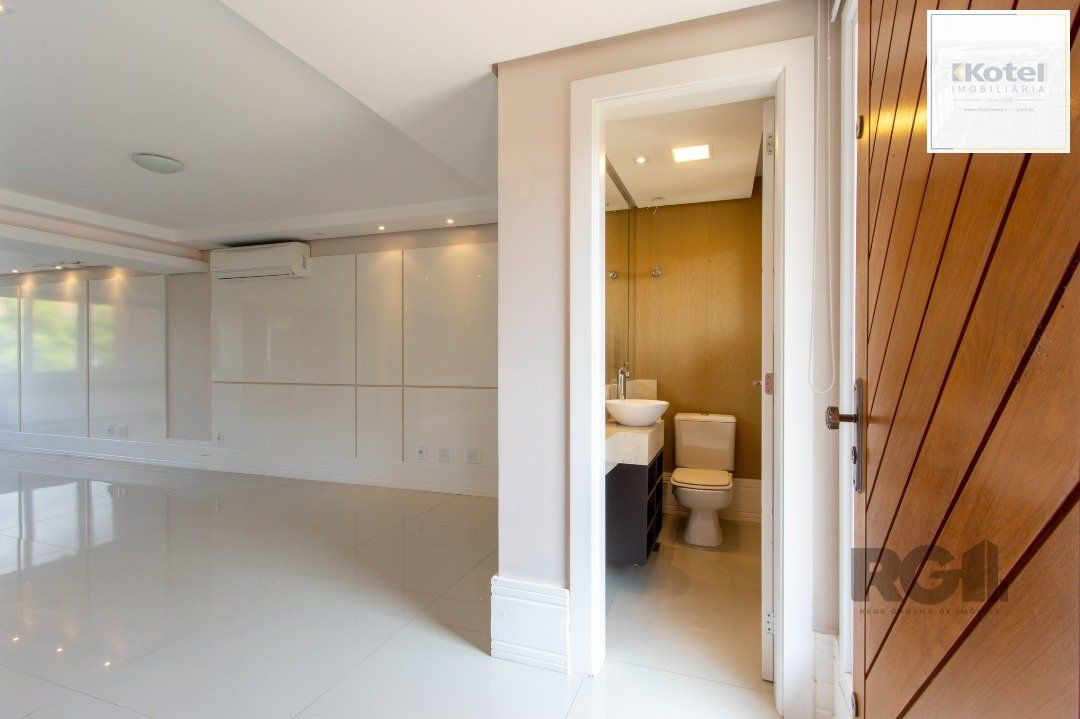 Casa Condominio para Venda - 384.33m², 3 dormitórios, sendo 1 suites, 3 vagas - Cristal — foto 4