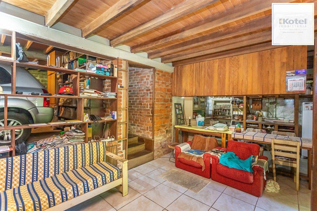 Casa 4 dormitórios, Altos da Vila Nova, Zona Sul, Porto Alegre.