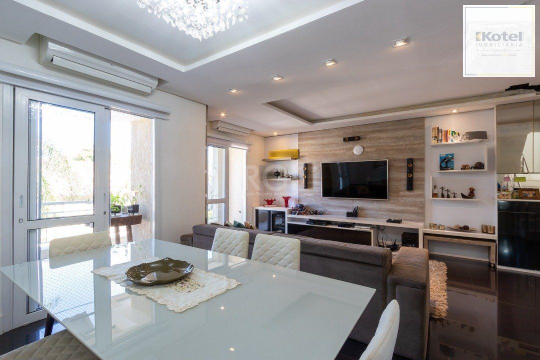 Casa Condominio para Venda - 245.29m², 3 dormitórios, sendo 1 suites, 2 vagas - Pedra Redonda