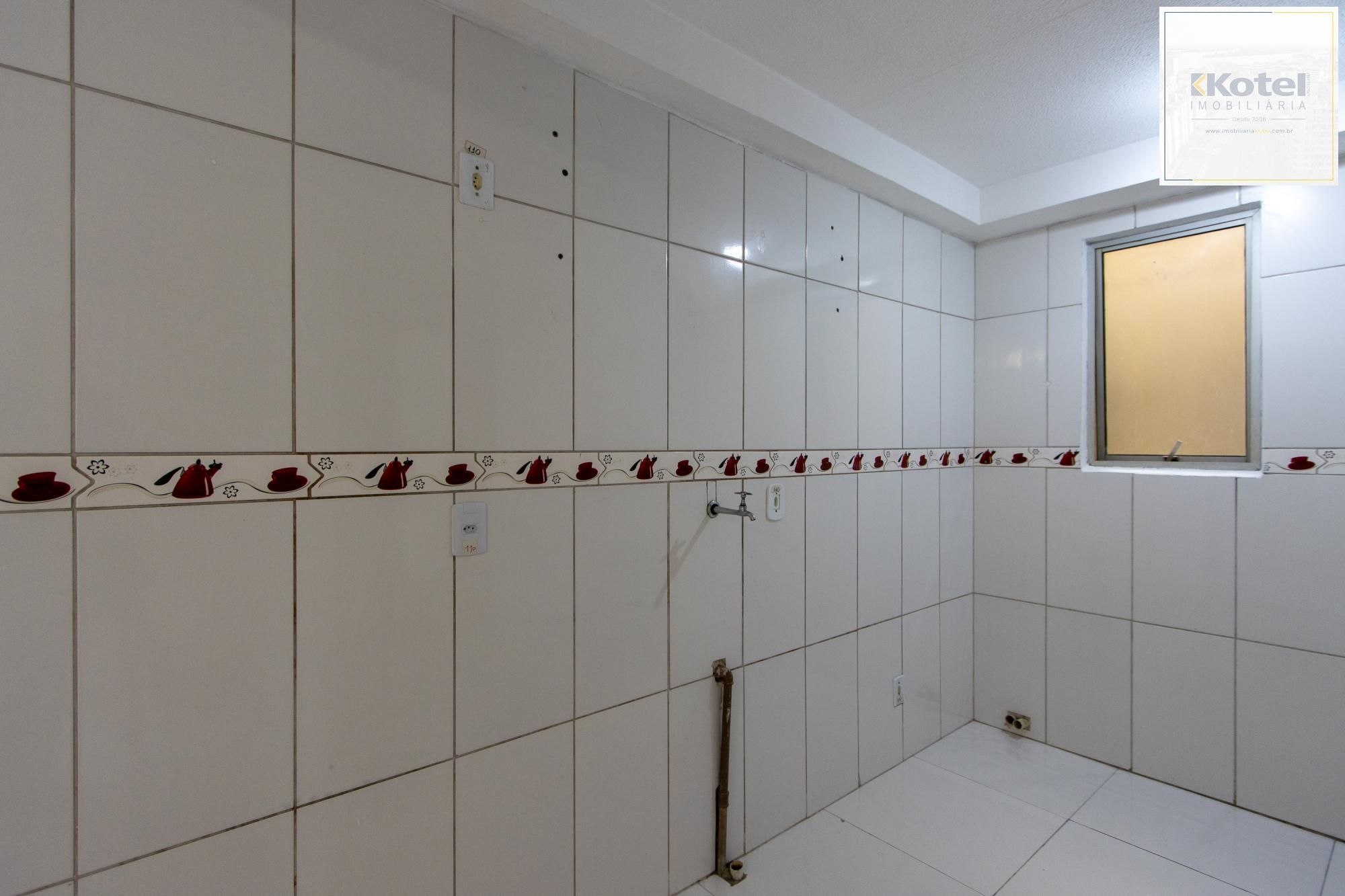 Apartamento reformado, 2 dormitórios, 1 vaga — foto 4