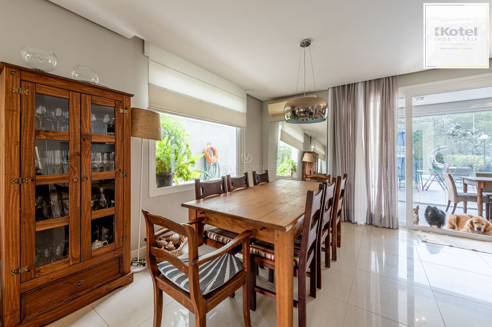 Casa de Condomínio 4 quartos à venda, 230m², Terraville - Porto Alegre