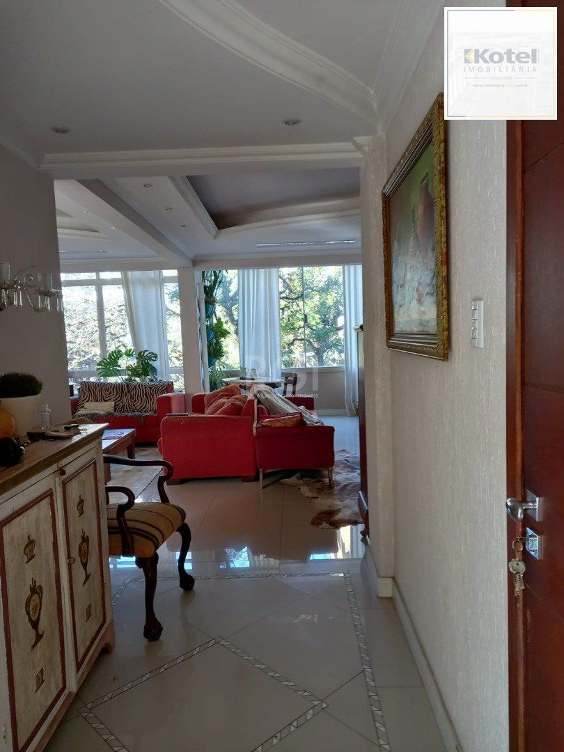 Apartamento para Venda - 150m², 3 dormitórios, 1 vaga - Bom Fim