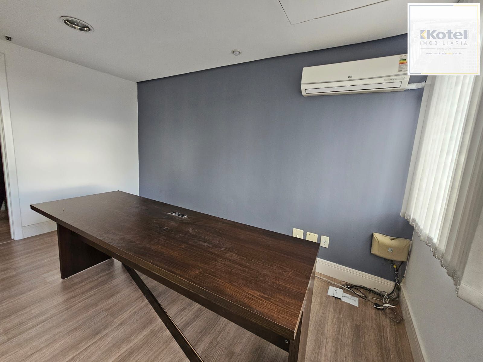 Sala Comercial 3 quartos à venda, 61m², Moinhos de Vento - Porto Alegre