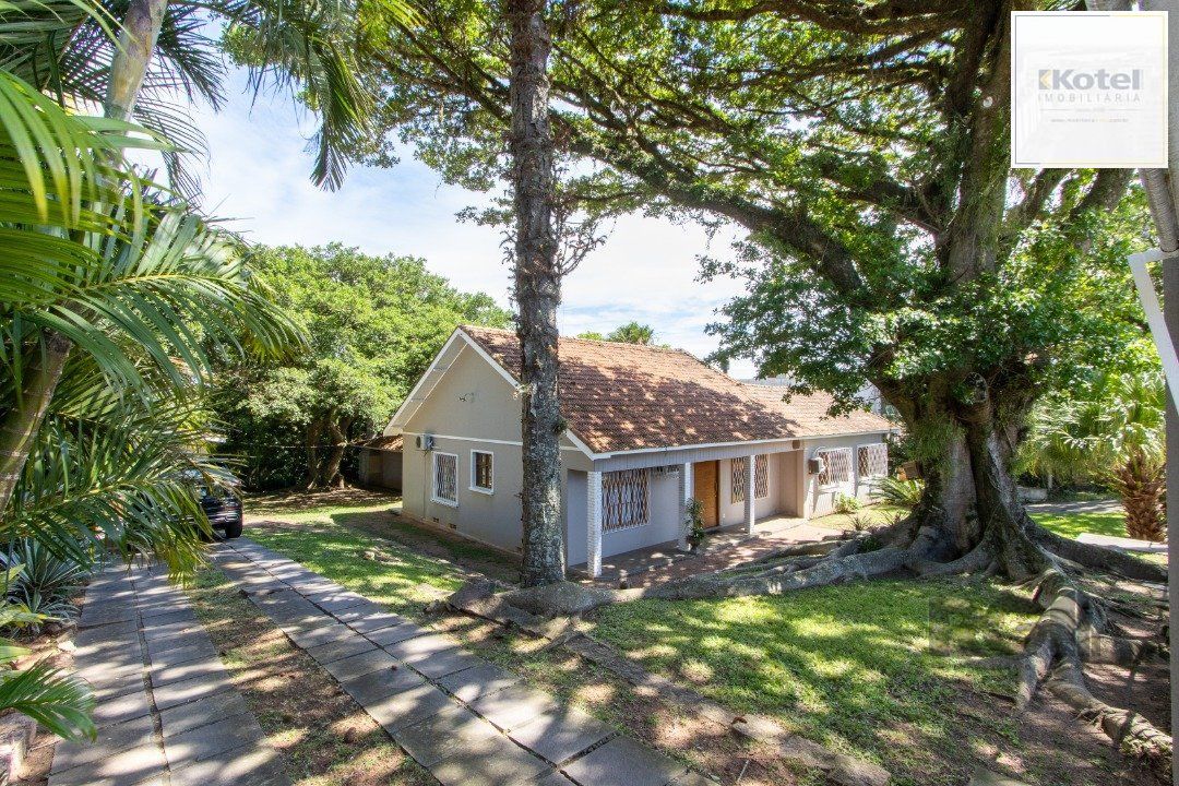 Casa 4 quartos à venda, 218m², Espírito Santo - Porto Alegre