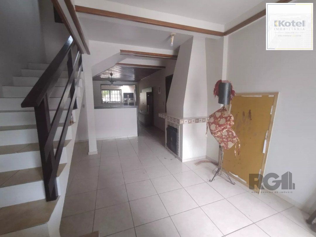Casa 4 dormitórios, Bairro Cavalhada. — foto 5