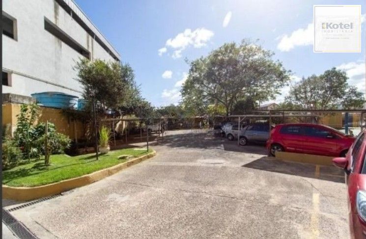 Box coberto no Cond Santos Dumont — foto 3