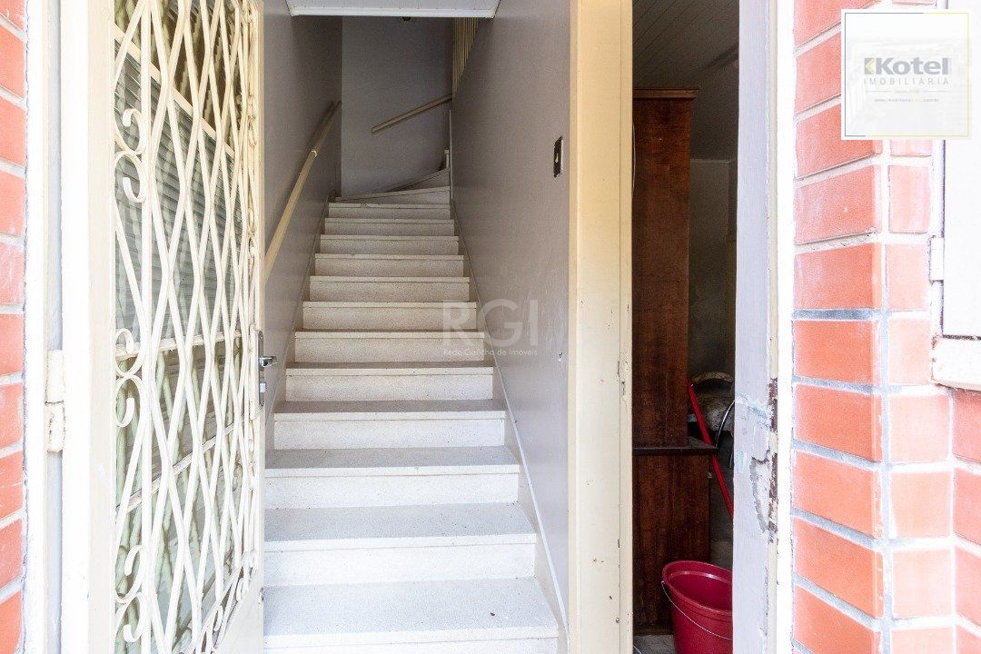 Casa para Venda - 118m², 2 dormitórios, 2 vagas - Medianeira — foto 4
