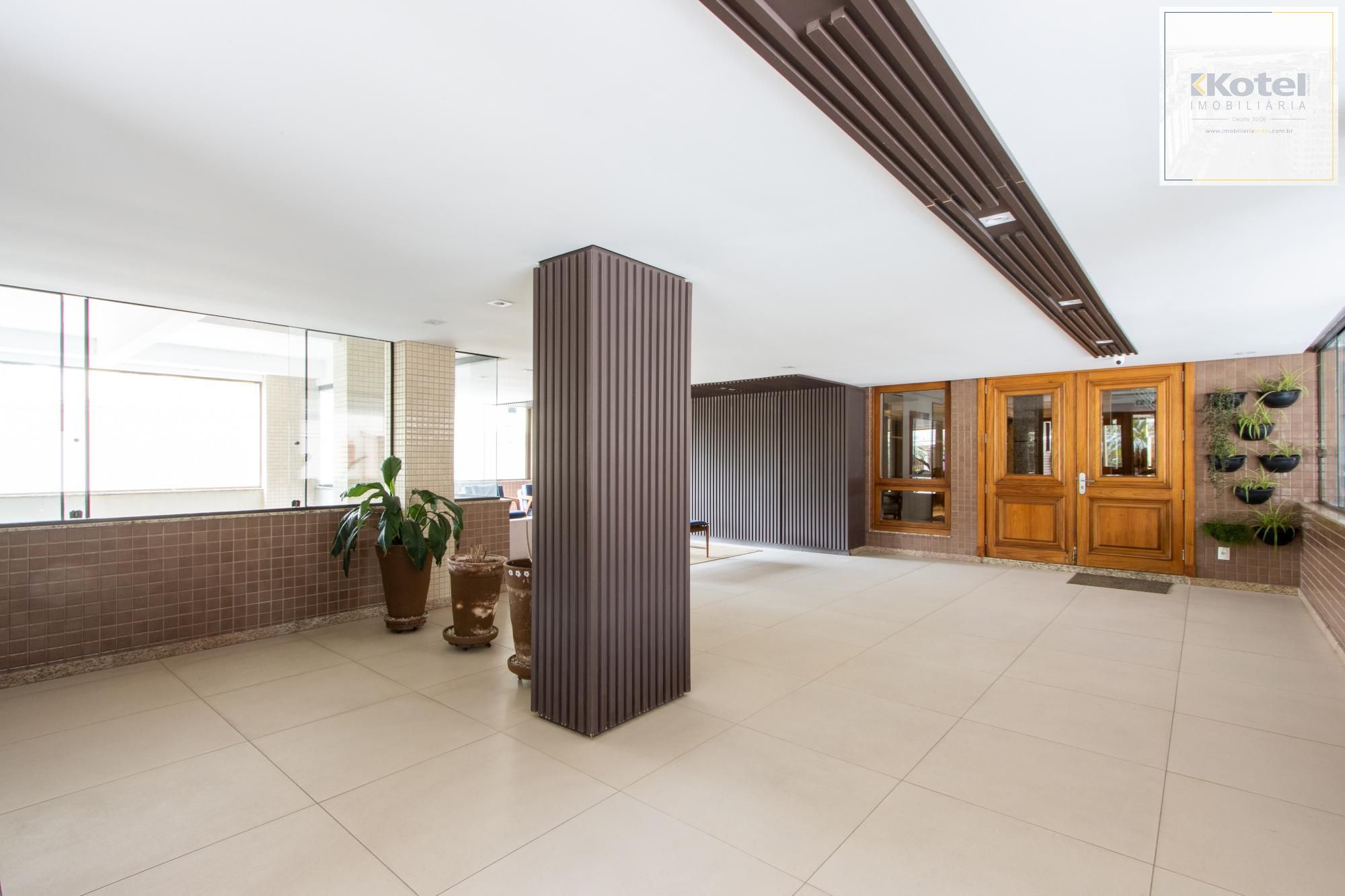 Amplo apartamento 3 dormitórios, 3 vagas
