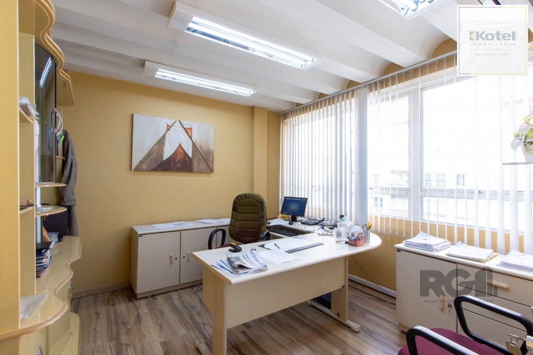 Sala Comercial à venda, 37m², Centro Histórico - Porto Alegre