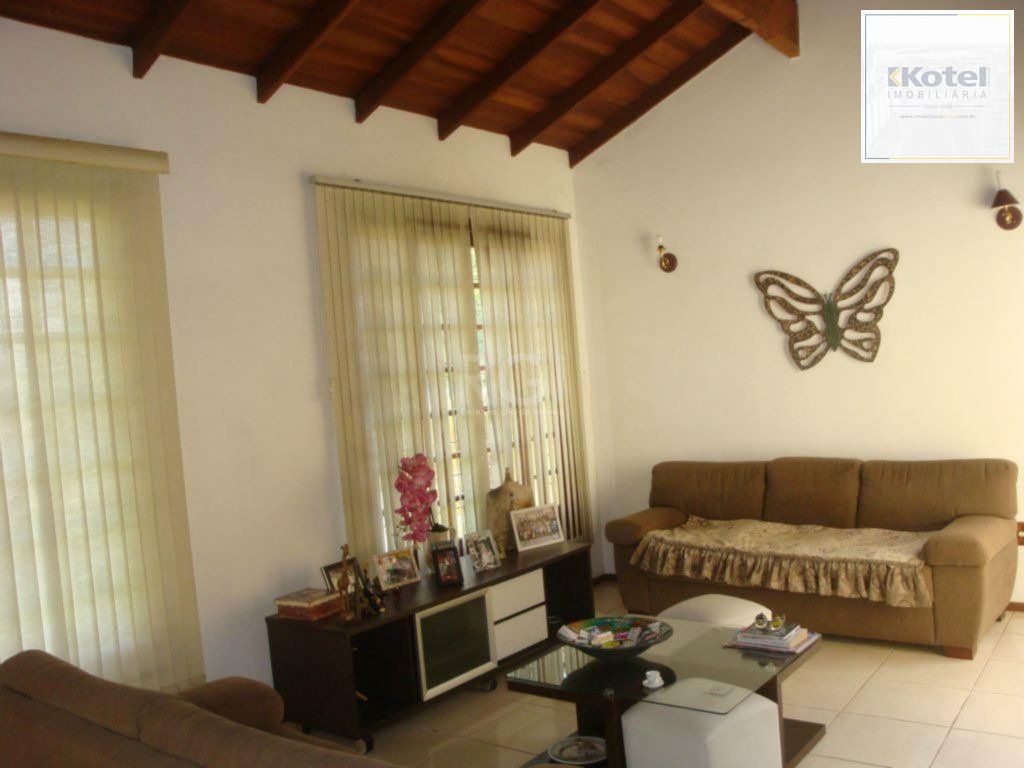 Casa para Venda - 240m², 4 dormitórios, sendo 1 suites, 4 vagas - Nonoai — foto 2