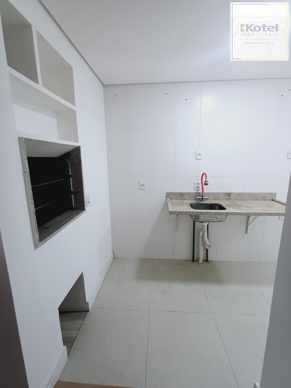 Apartamento 2 quartos 1 suíte, elevador andar alto, infra completa. — foto 2