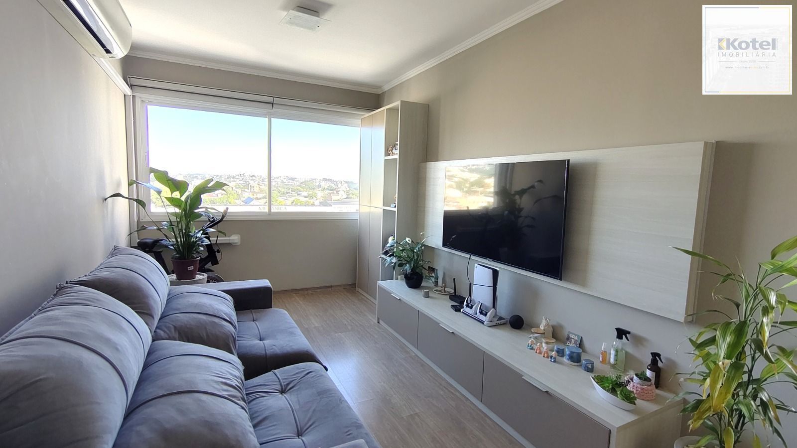 Apartamento de 2 dormitórios, 1 vaga, no bairro São José.