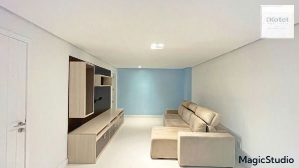 Casa em Condomínio na Pedra Redonda | 4 Dormitórios | 297m² | 4 Vagas | Solar Biarritz