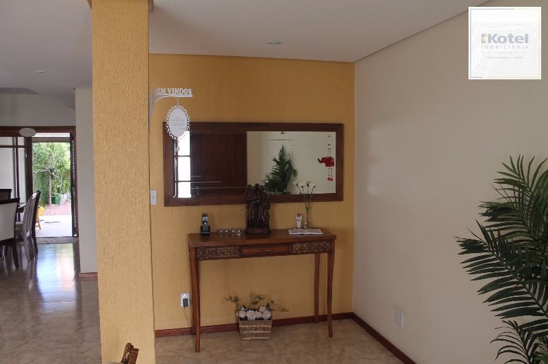 Casa para Venda - 290.67m², 4 dormitórios, sendo 1 suites, 4 vagas - Camaquã — foto 4