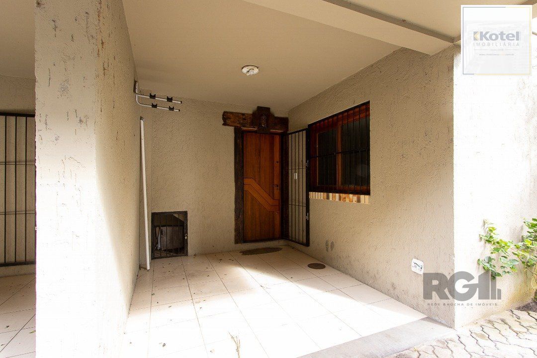 Casa em condomínio, 102m², 2 dormitórios, Guarujá — foto 2