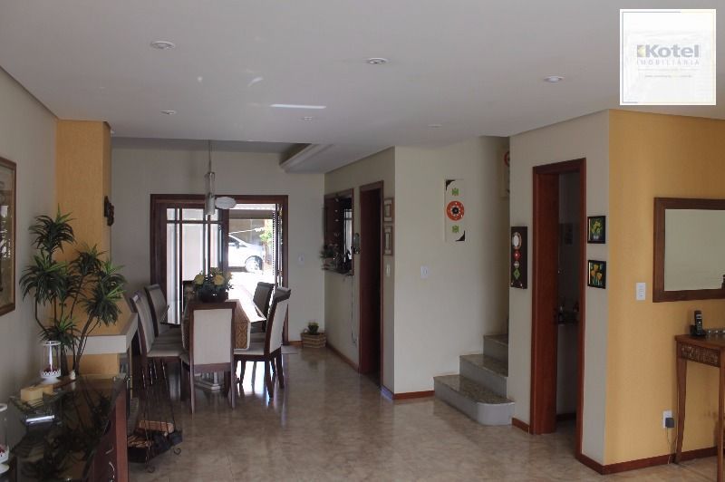 Casa para Venda - 290.67m², 4 dormitórios, sendo 1 suites, 4 vagas - Camaquã — foto 5