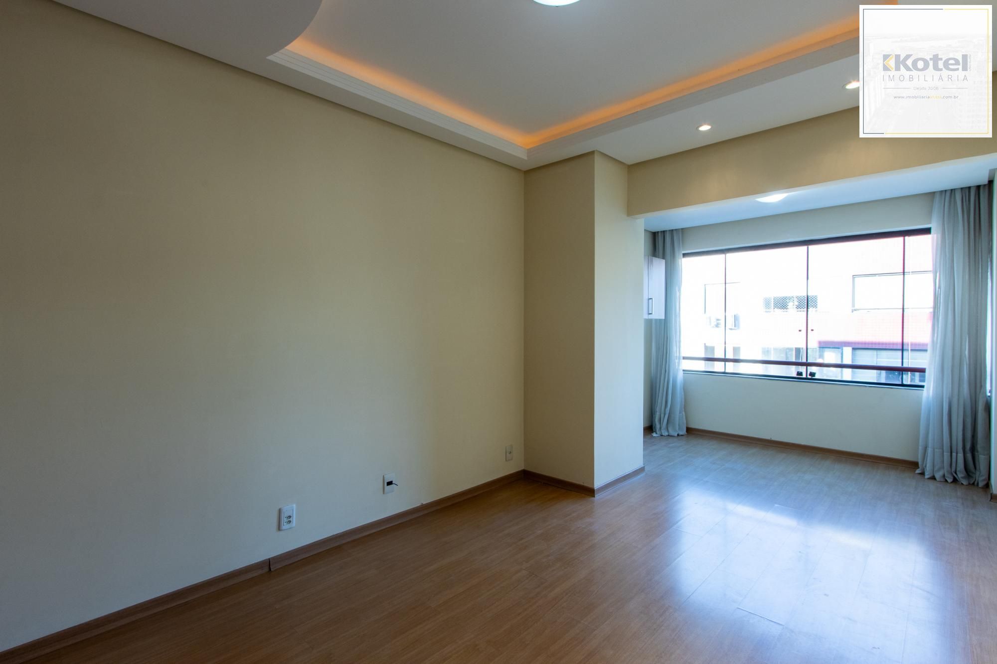 COBERTURA 2 QUARTOS, 2 VAGAS INDIVIDUAIS ESCRITURADAS, ELEVADOR - BAIRRO SANTO ANTONIO — foto 3