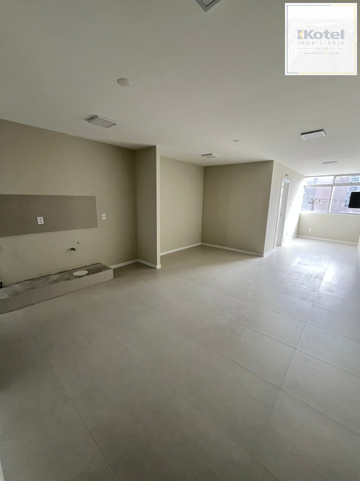 Lindo apto de 01 dorm, com 50 m2, no Passo da Areia, próximo ao Shopping Wallig — foto 5