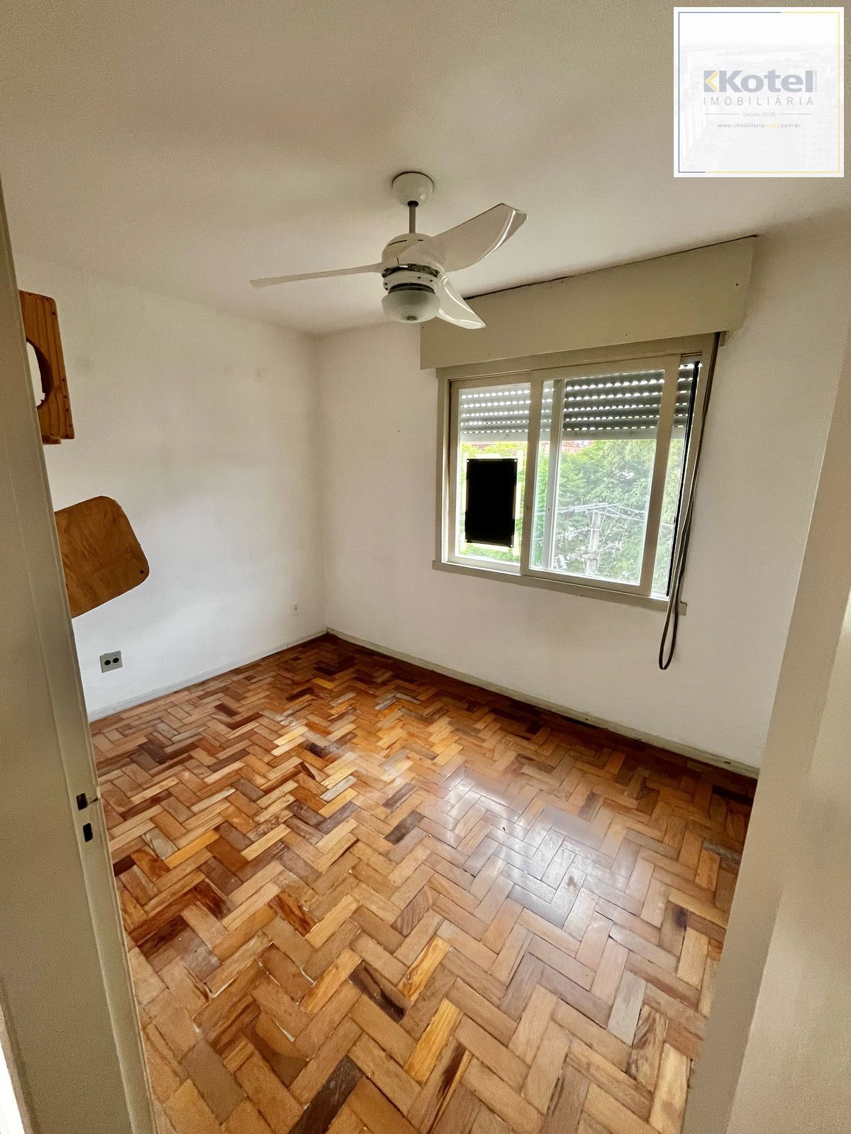 Apto de 01 dorm no Passo da Areia, sala, cozinha, banheiro e área. — foto 5