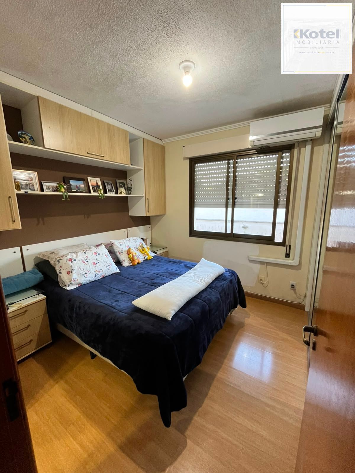 Apto 03 dorm com suíte, térreo, 02 vagas e depósito no Cristo Redentor