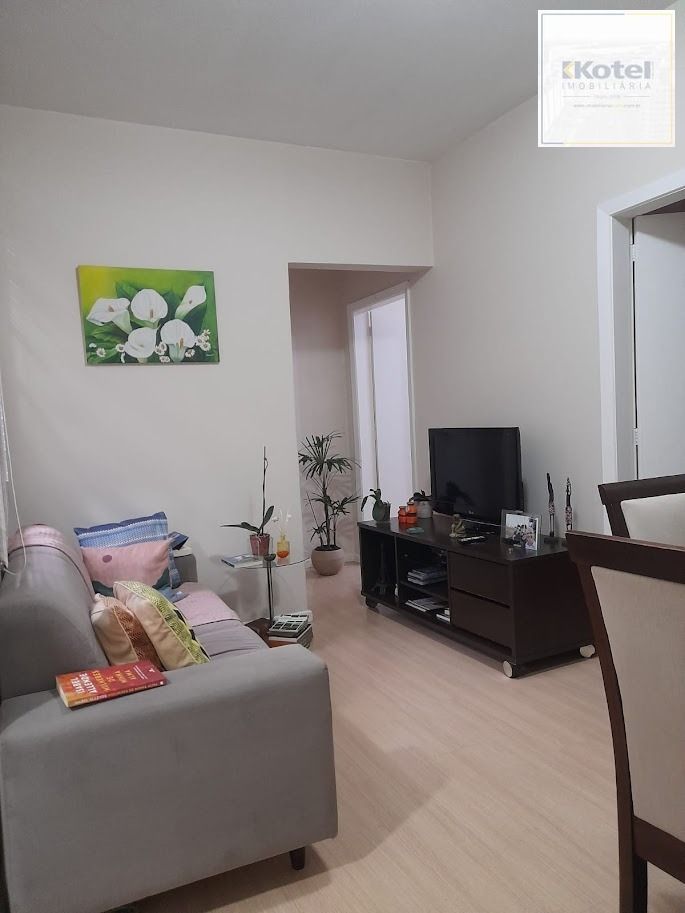 Vende apto de 02 dormitórios, sala, banheiro, cozinha e área de serviço — foto 5