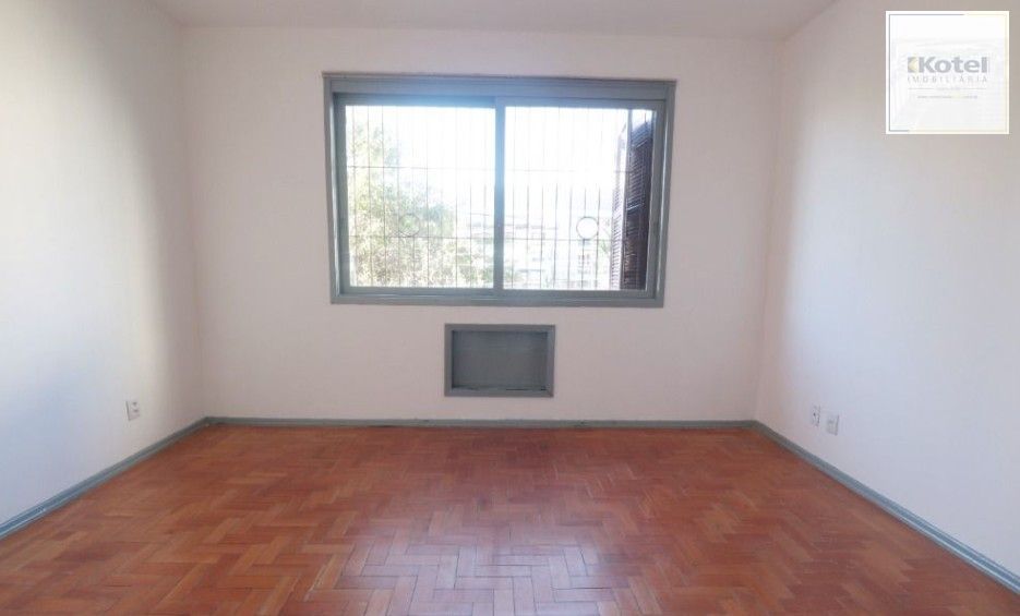 Apto 02 dorm e 01 vaga, sala, coz, dep emp, frente, 77 m2, Bairro Passo da Areia — foto 4