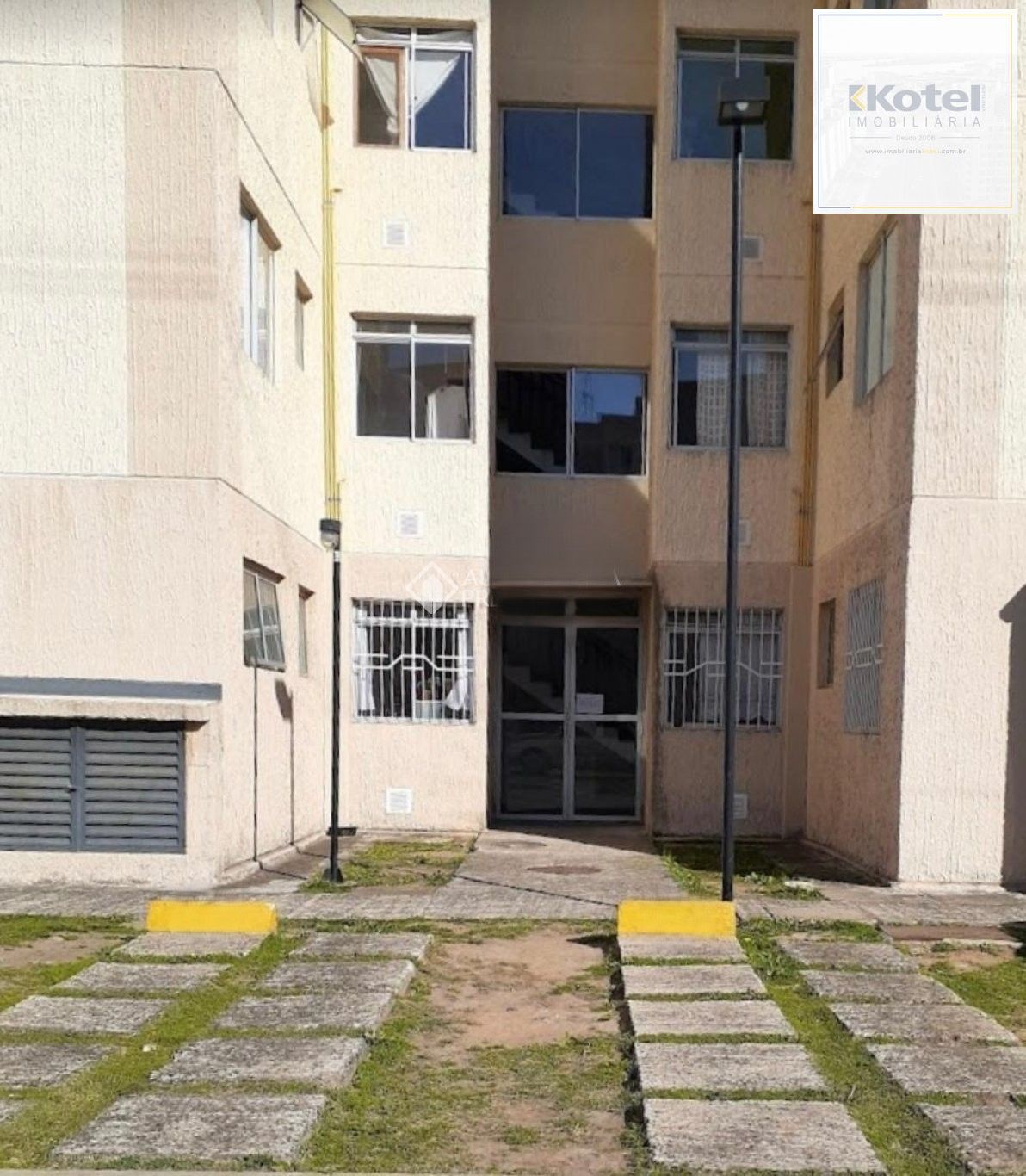 Apto 1 Dormitórios, Térreo, Sala, Cozinha, Banheiro, reformado e 01 vaga garagem — foto 3