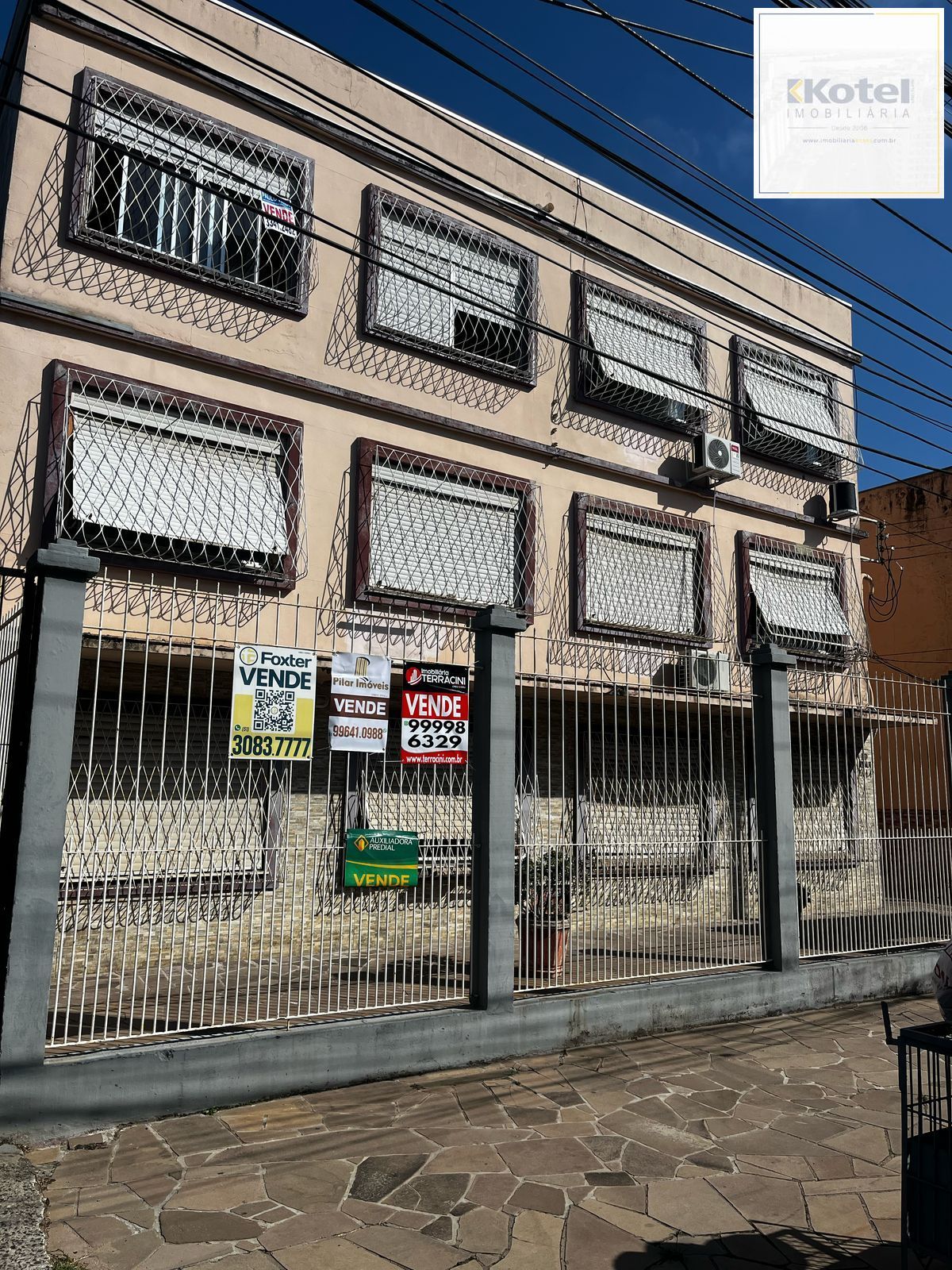 02 dormitórios, bairro Santa Maria Gorethi, sala enorme, cozinha e banheiro, aceita financiamento — foto 2
