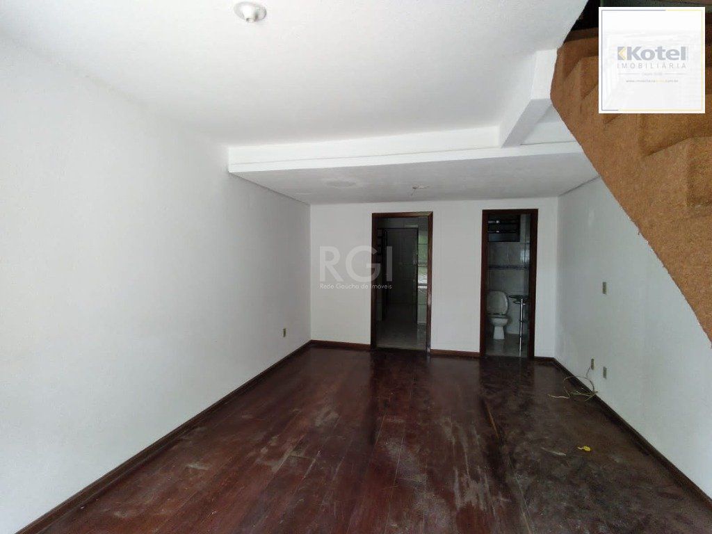 Casa para Venda - 98m², 2 dormitórios, 2 vagas - Alto Petrópolis