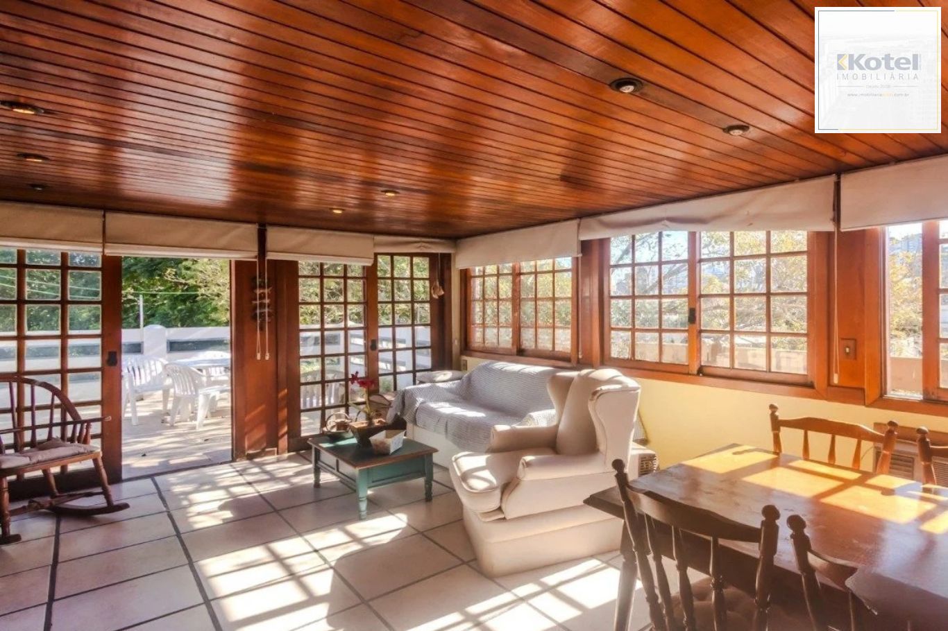 🏡 Vende-se cobertura com 2 quartos, 142 m² e 2 vagas – Petrópolis — foto 3