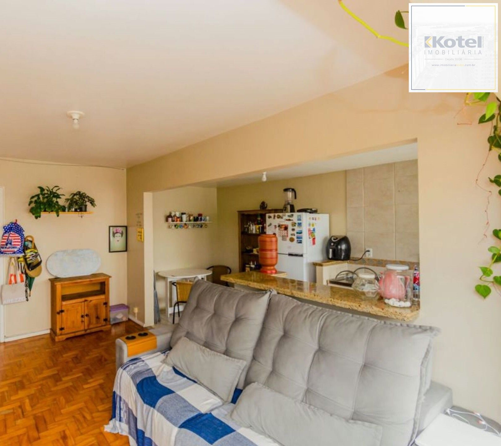 Vende-se apartamento com 2 quartos, 78m² e 1 vaga - Bom Fim — foto 4